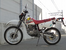 XLR125R